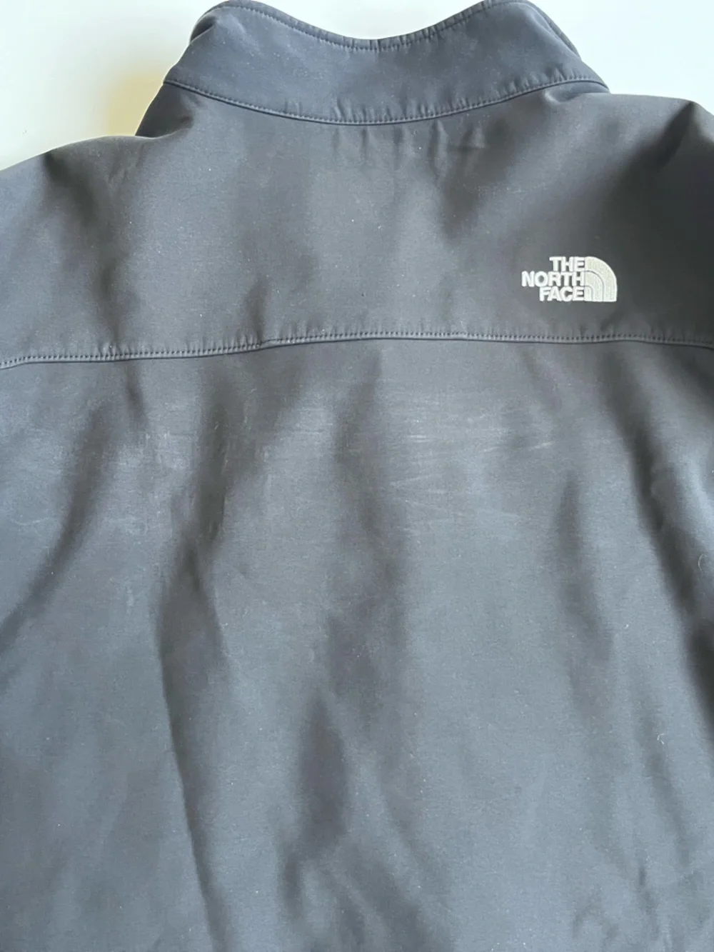 The North Face Men's Dark black Zip-Front Softshell Jacket